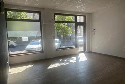 Inchiriez spa?iu ultracentral ( langa Primaria Drobeta , vis-a-vis CEC BANK ) - 2
