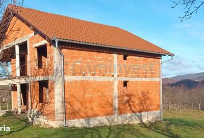 Casă cu 5 camere cu Teren 4564 Mp în Curățele - 7