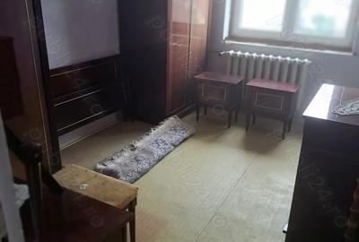 Apartament de vanzare in Sebe? Alba cartier Lucian Blaga 4 camere .2 balcone.pivni?a .pod - 4