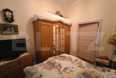 Casă cu 9 camere cu Teren 416 Mp în Central - 25