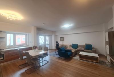 Apartament cu 3 camere decomandat în Herăstrău - 2