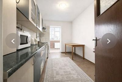 Apartament cu 3 camere decomandat în Delfinariu - 2