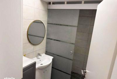 Apartament cu 2 camere decomandat în Apărătorii Patriei - 1