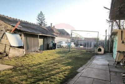 Casă cu 4 camere cu Teren 317 Mp în Dumbrăveni - 14