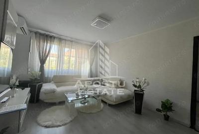 Apartament cu 3 camere, semidecomandat, renovat, Spitalul Judetean
