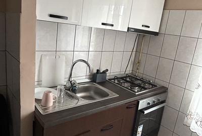 Apartament cu 2 camere decomandat în Republicii - 5