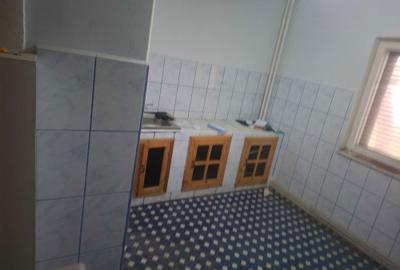 Apartament cu 3 camere decomandat în Sud - 4