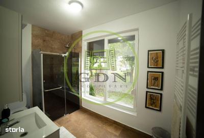 Casă cu 7 camere cu Teren 3515 Mp în Deda