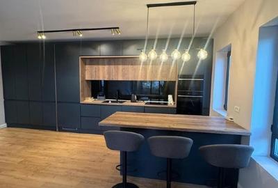 Apartament cu 3 camere decomandat în Central - 2