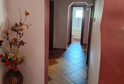Apartament cu 4 camere decomandat în Central - 1