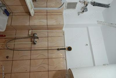 Garsonieră decomandată în Central - 3