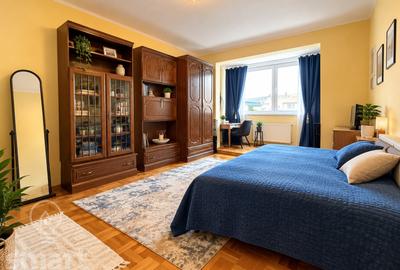 Apartament cu 3 camere decomandat, mobilat în Zorilor