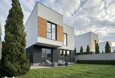 Casă cu 4 camere cu Teren 243 Mp în Central - 9