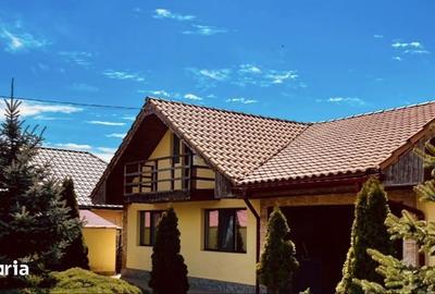 Casă cu 4 camere cu Teren 300 Mp în 23 August - 7