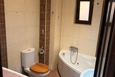 INCHIRIEZ APARTAMENT 2 CAMERE - 7