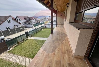 Casă cu 8 camere cu Teren 792 Mp în Cristian - 19