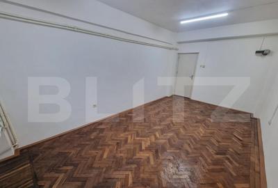 Spațiu comercial, de 22 mp, în George Enescu - 2