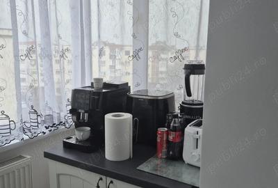 Apartament cu 3 camere decomandat în Alfa - 18