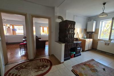 Apartament cu 3 camere decomandat în Central - 8