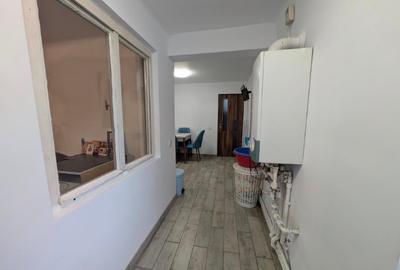 Apartament cu 3 camere decomandat în Tei - 9