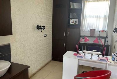 Spațiu comercial, de 114 mp, în UTA - 4