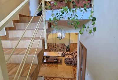 Casă cu 13 camere cu Teren 600 Mp în Voineasa - 41