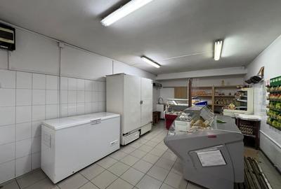 Spațiu comercial, de 35 mp, în Tractorul - 6