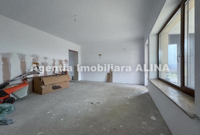 Casă cu 4 camere în Central - 2