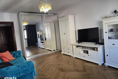 Apartament cu 2 camere, mobilat în Central - 11