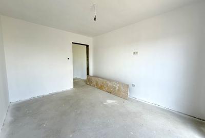 Duplex cu 4 camere cu Canalizare în Dumbrăvița - 10