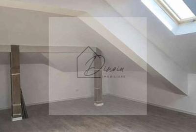 Casă individuală cu 5 camere cu Canalizare în Central - 4