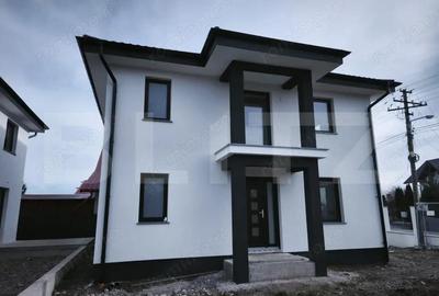 Casa la rosu cu 5 camere, 144mp utili, Radauti - 4