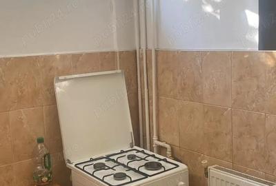 Garsoniera semi-decomandata - 3