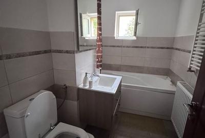 Apartament cu 3 camere în Central - 3