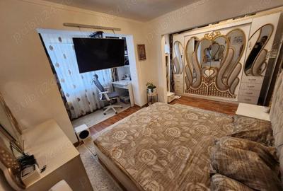 Apartament cu 3 camere decomandat în Aluniș - 1