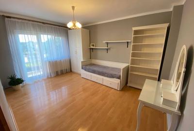 Casă cu 4 camere cu Teren 600 Mp în Valea
