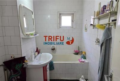 Apartament cu 3 camere semidecomandat în Cetate - 3