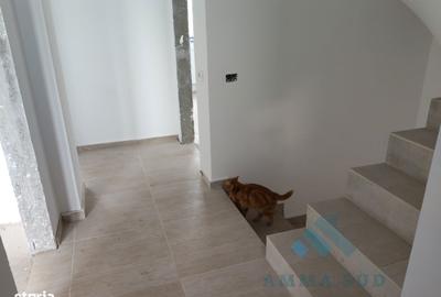 Casă cu 4 camere cu Teren 25 Mp în Giurgiului - 6