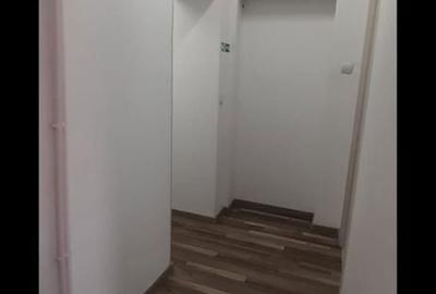 Spațiu comercial, în Petros - 3