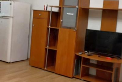 Garsonieră semidecomandată în Titan - 2