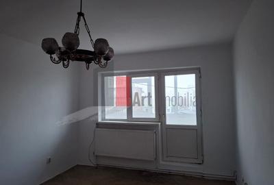 Apartament cu 4 camere decomandat în Central - 8