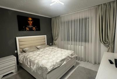 Apartament cu 3 camere decomandat în Teilor - 6