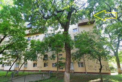 Apartament cu 3 camere decomandat în Berceni - 2