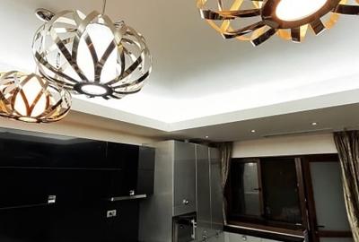 Apartament 2 camere, etaj parter cu curte interioară, metrou OBOR - 9