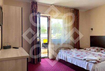 Pensiune cu 7 camere de vanzare in Baile 1 Mai - 2