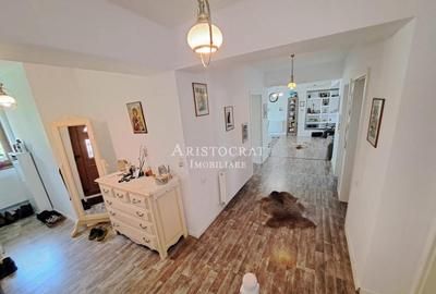 Casă cu 4 camere cu Teren 540 Mp în Corbeanca
