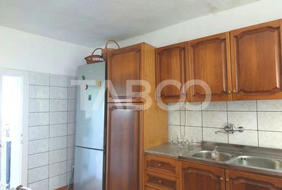 Casa 214 mp utili singur in curte 800 mp teren zona centrala Cisnadie - 21