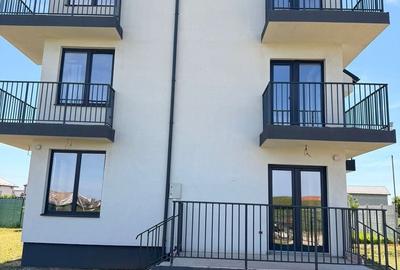 Casă individuală cu 8 camere cu Canalizare în Rahova - 4