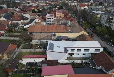 Casa / Vila cu 7 camere de vanzare in zona Elisabetin - 1