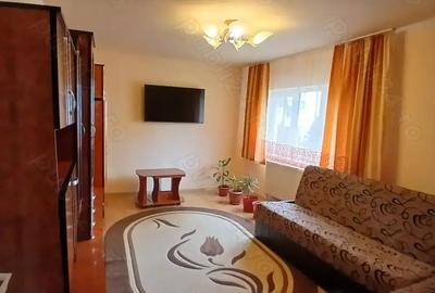 Apartament cu 2 camere în Petrila - 1